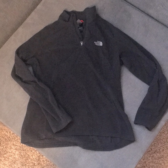 The North Face Tops - Women’s Northface Thin Fleece Quarter Zip Pullover